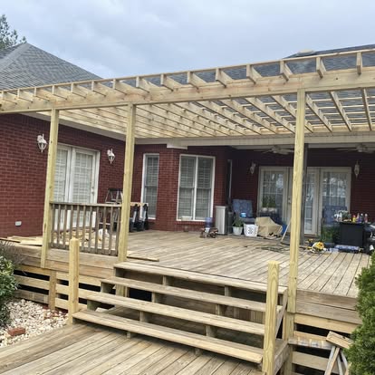 Guaranteed Fence and Deck project example