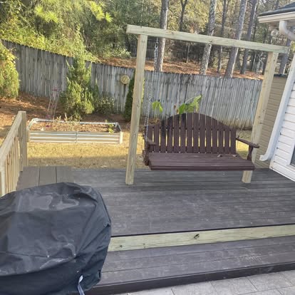 Guaranteed Fence and Deck project example