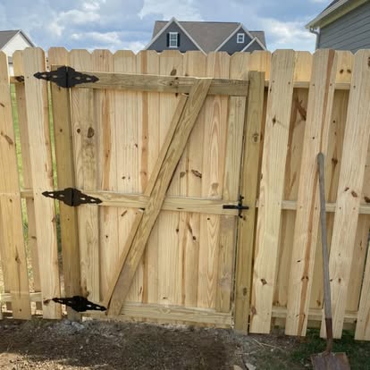 Guaranteed Fence and Deck project example