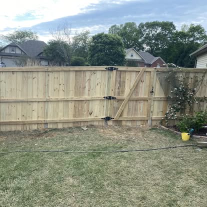 Guaranteed Fence and Deck project example