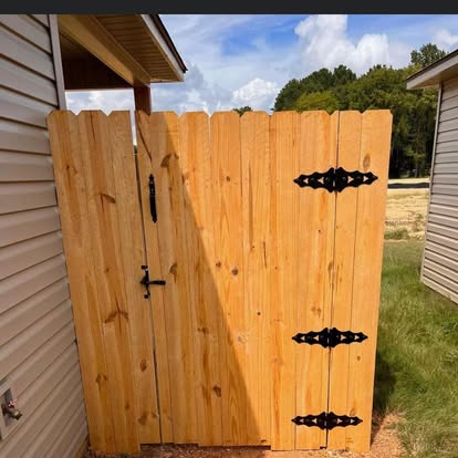 Guaranteed Fence and Deck project example