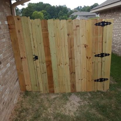 Guaranteed Fence and Deck project example